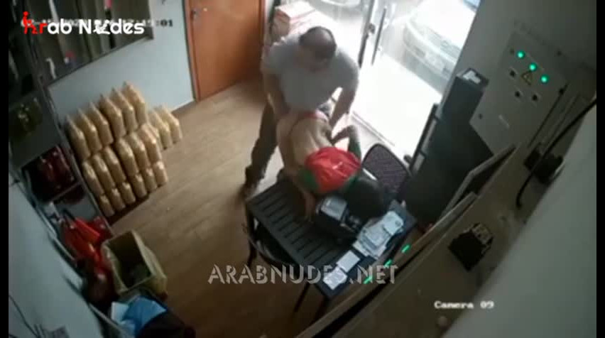 مدير الشغل بيصور بنت وهو بينيكها تجسس