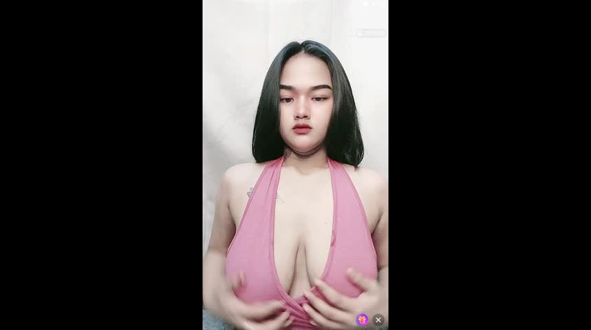 BERLY 1: Ngentot Brutal di Kamar Mandi, Crotynya Bikin Ejakulasi Dini!