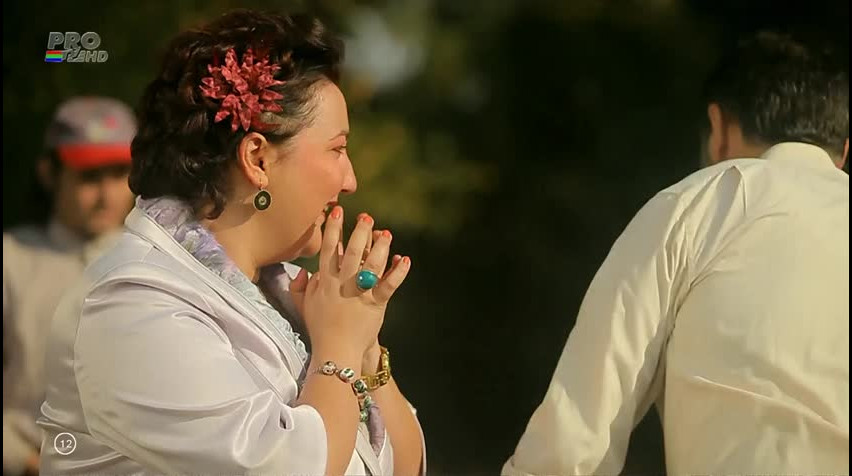 Las Fierbinti – Sezonul 1 Episodul 13
