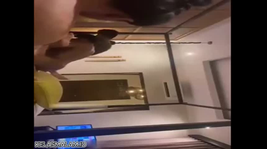 Bokep Indo Gilir Cewek Open BO di Hotel2